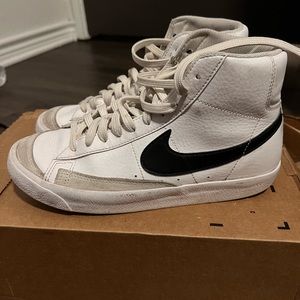 Nike Blazers | White and Black | Size 6 | Used